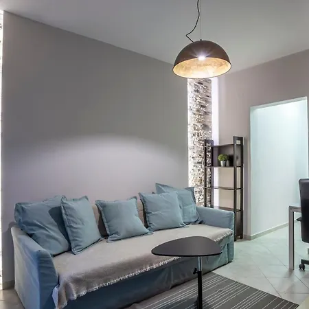 Be Queen-your Urban Apartment Thessaloniki
