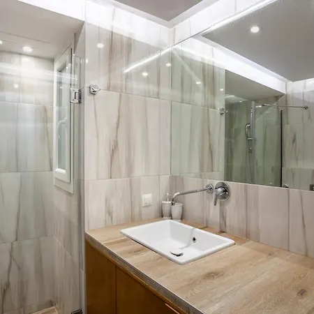 Be Queen-your Urban * Tesalónica