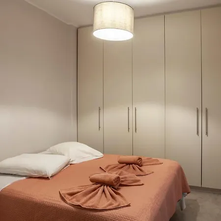 Be Queen-your Urban Apartament Saloniki